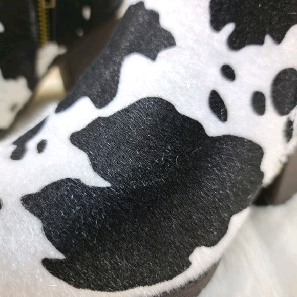 Sale Western Style Slip on Booties 2.5 inch Heel - Picture 7 of 7